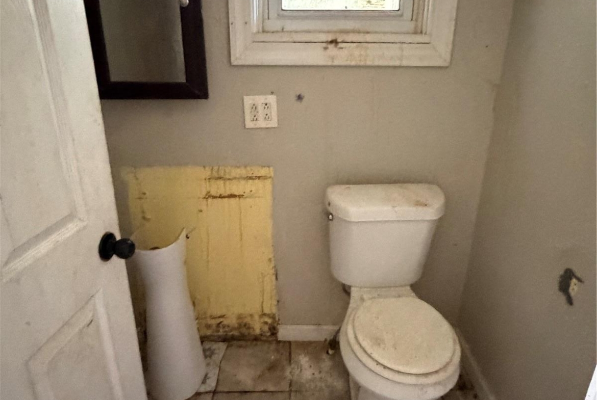946 Union Street, Alton, Illinois 62002