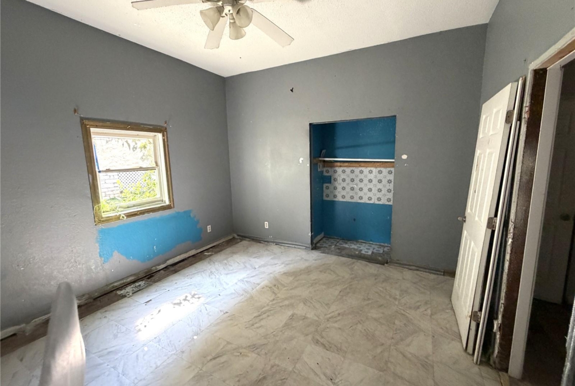 946 Union Street, Alton, Illinois 62002