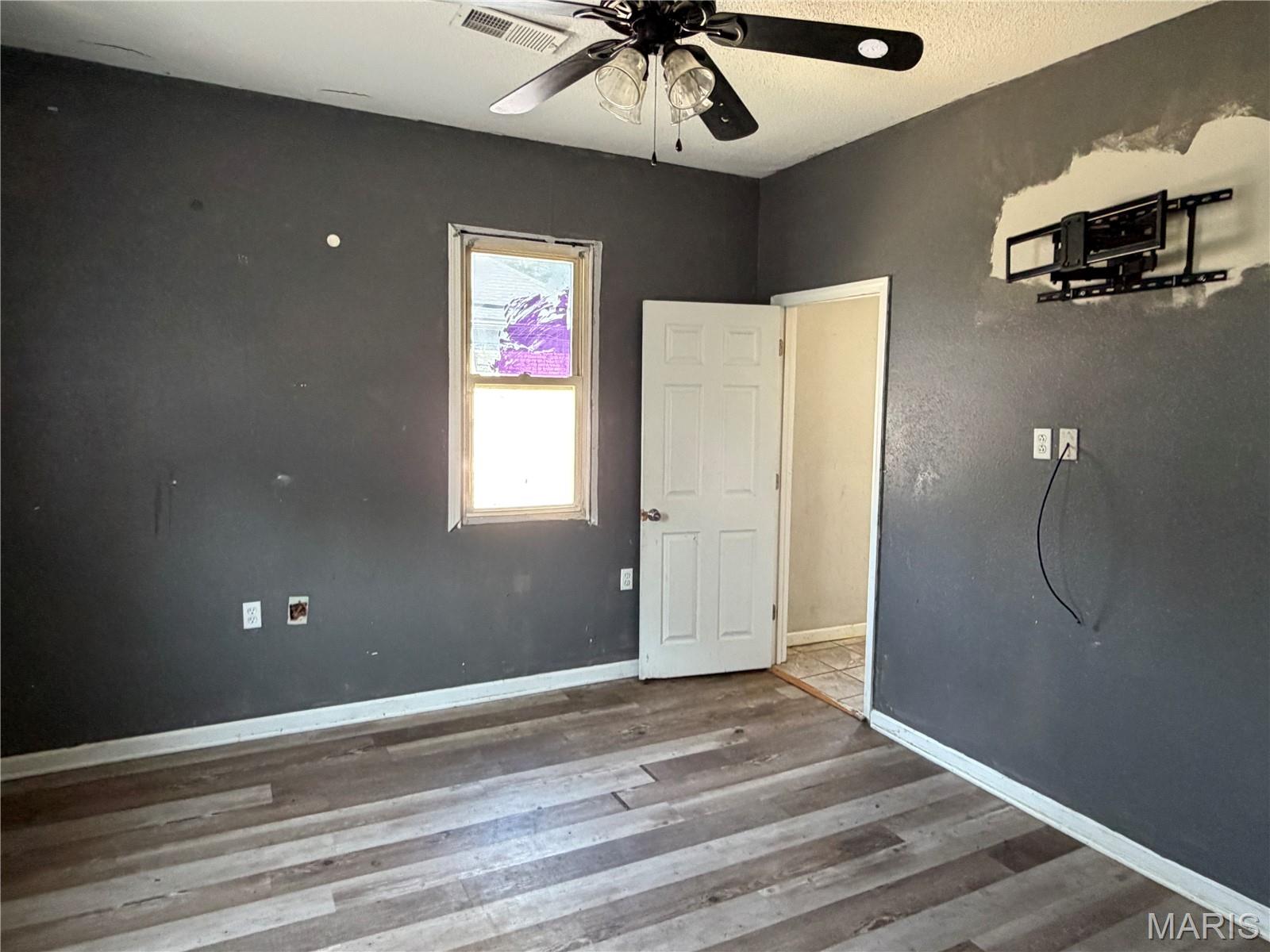 946 Union Street, Alton, Illinois 62002
