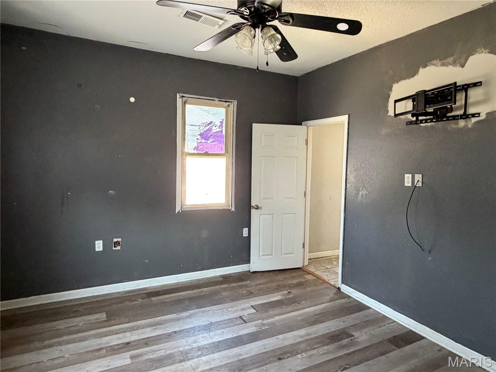 946 Union Street, Alton, Illinois 62002