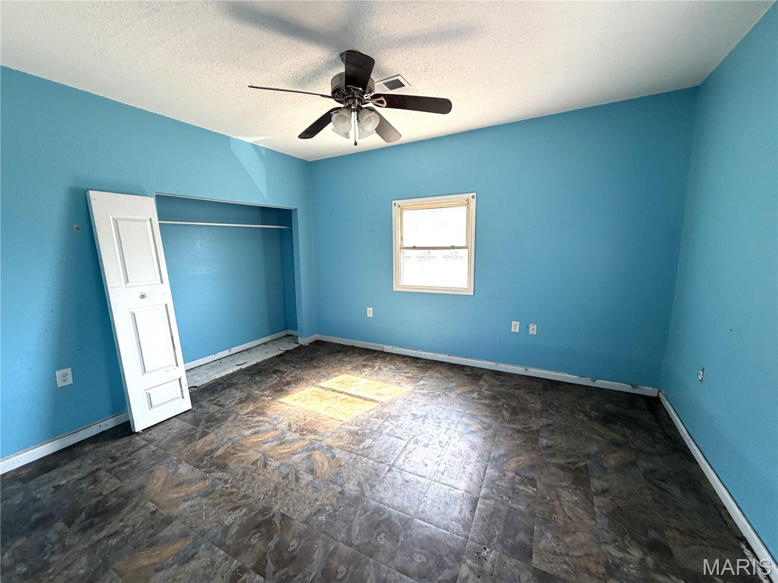 946 Union Street, Alton, Illinois 62002