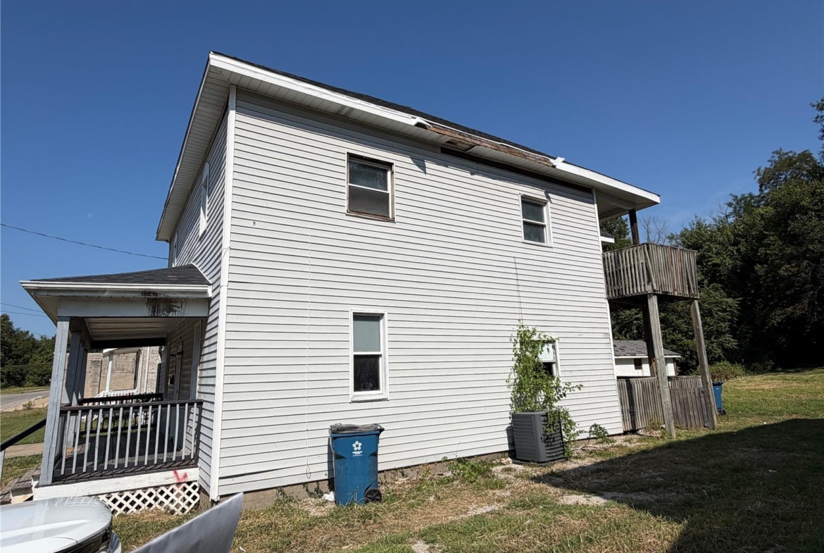 946 Union Street, Alton, Illinois 62002