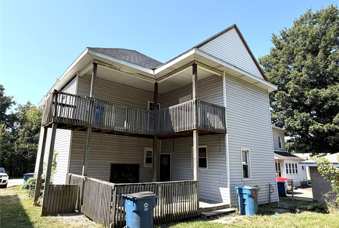 946 Union Street, Alton, Illinois 62002