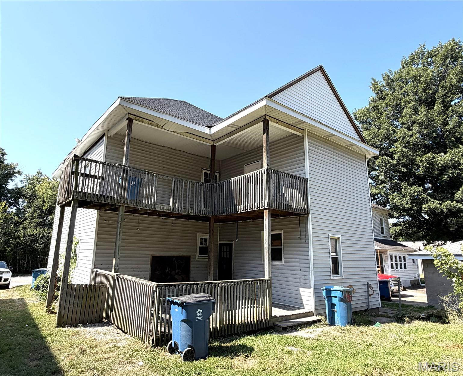 946 Union Street, Alton, Illinois 62002