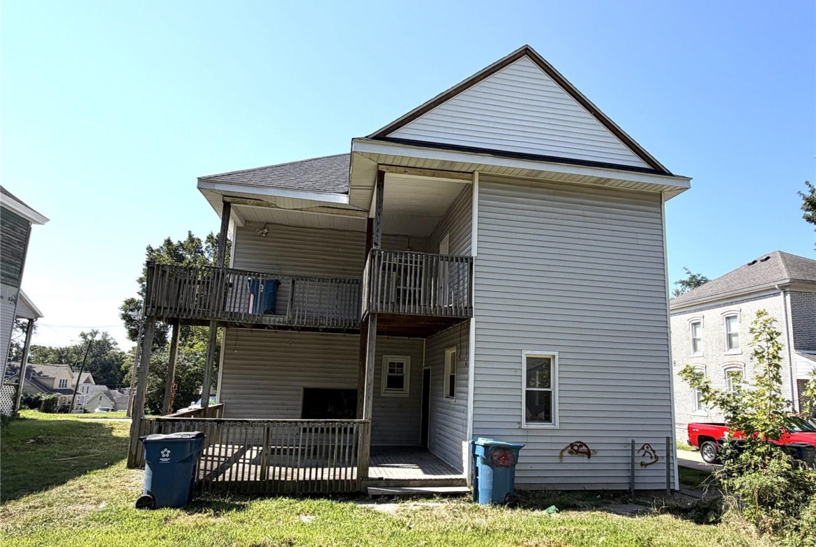 946 Union Street, Alton, Illinois 62002