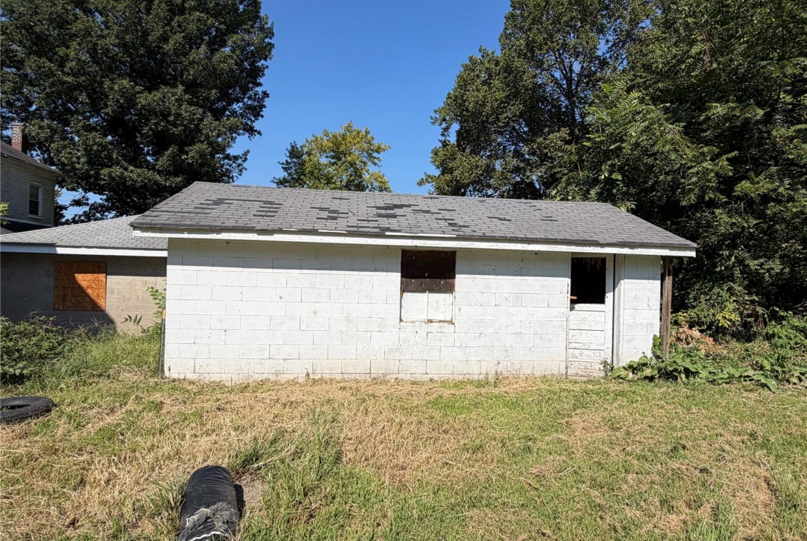 946 Union Street, Alton, Illinois 62002