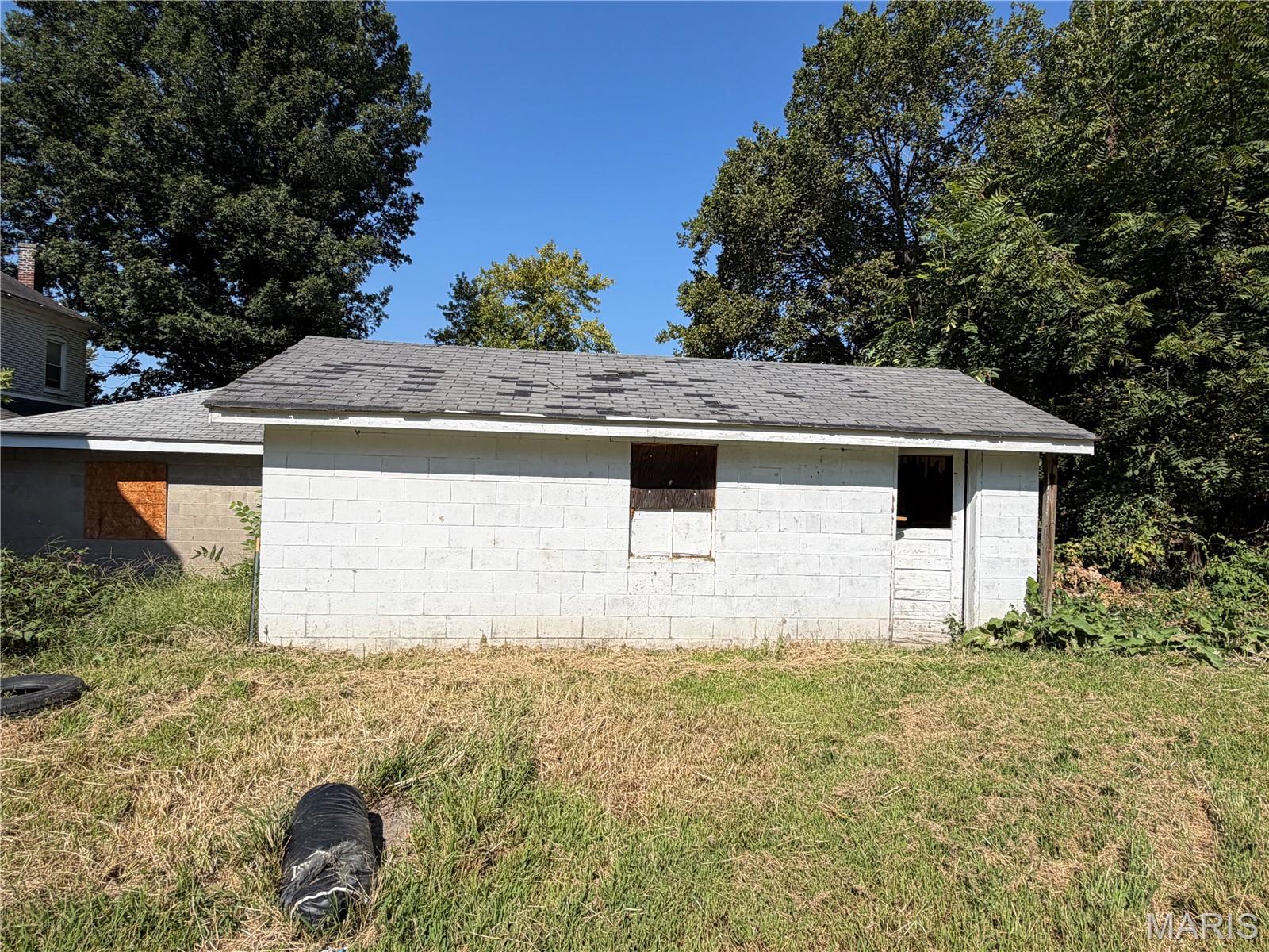 946 Union Street, Alton, Illinois 62002